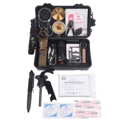 China Multifunctional Survival Equipment Outdoor SOS Survival Gear Kit Outdoor First Aid First Aid Plastic Bag for sale