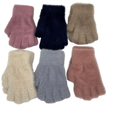 China Daily Life Knitted Gloves Touch Screen Cold Outdoor Winter Women Unisex Acrylic Preservation for sale