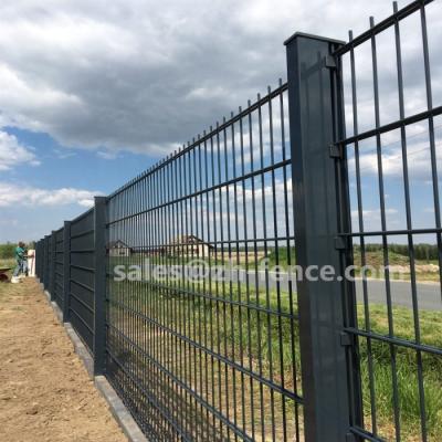 China Easily Assembled 2D Rod Double Twin Wire Mesh Euro Panel Fence for sale