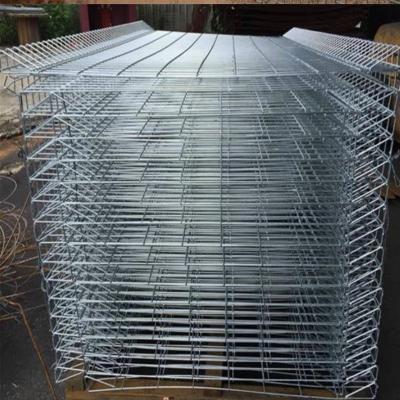 China Easily Assembled Galvanized Garden BRC Welded Mesh Roll Top Fence Panel for sale