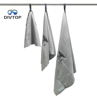 China Divtop Compressed Sports Quick Dry Towels Compact Microfiber Towel For Beach Microfiber Towel For Car Cleaning for sale