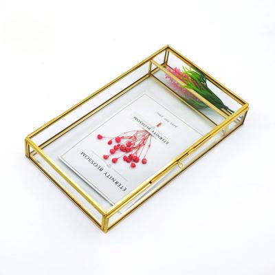 China Luxury Picture Box 4x4 4 Inch 5x7 5x5 6x6 7x7 8x8 10x10 Inch 4x6 12x12 Gold Trim Glass Brass Frames for sale