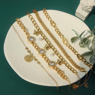 China 2023 new vintage bracelet fashion butterfly pearl piece titanium steel round head beauty thick chain bracelet for sale