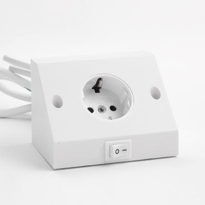 China 2021 European Factory Made Indoor China Style Wall Switch Socket 6A 250V Socket for sale