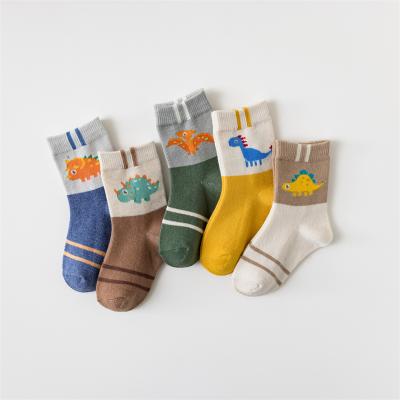 China Original Wholesale Breathable Autumn And Winter Cartoon Cotton Slouch Cute Baby Socks For 1-12 Years Old Happy And Funny Socks for sale