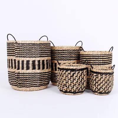 China Sustainable Natural Aand Water Hyacinth Practical Hand - Woven Rectangle 3 Sections Vegetable Plankton Storage Basket for sale