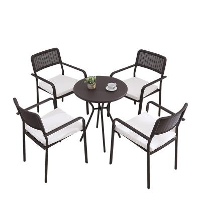 China Other Popular Wholesales Garden Furniture Rattan Outdoor Furniture Set 5 Pieces Dining Leisure Rattan Chairs And Table Set for sale