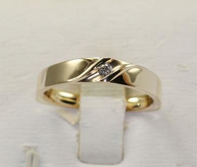 China Other Customer Customize Pure 18K Yellow Gold Jewelry Natural Male Diamond Ring For Couples Fine Jewelry Ring for sale