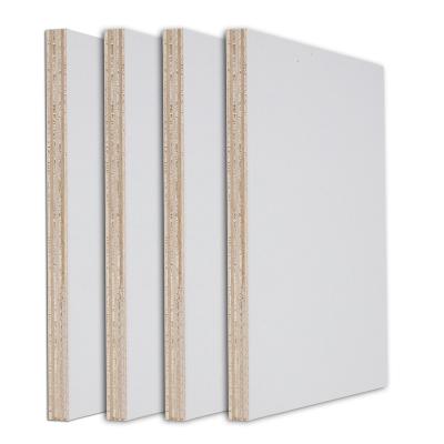 China Modern White Wood Grain Melamine Plywood Board Laminated Laminate For Home Decoration for sale