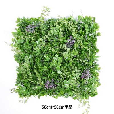 China Fashional 50*50cm Grass Wall Artificial Auspicious Grass Plants For Garden Hedge Fence Backyard Decor for sale