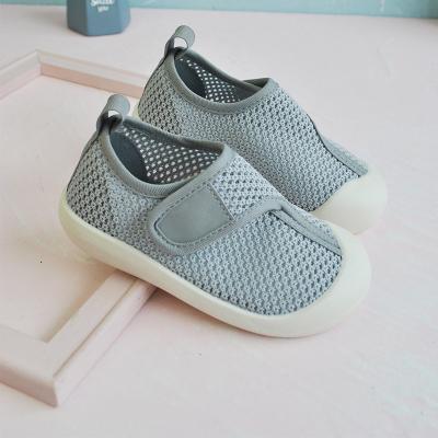 China Flat Fly Woven Upper Children's Mesh Casual Breathable Shoes Summer 2022 New for sale