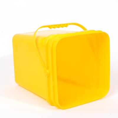 China Eco-friendly 5 gallon 20 liter plastic buckets for sale