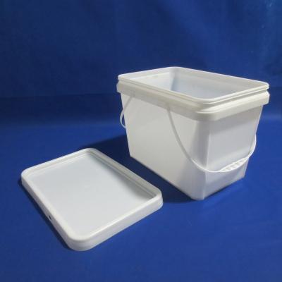 China Pet Food 1-30 Liter Food Grade Large Capacity Square Bucket Storage Container Food Packing Box Barrel Plastic Bucket With Handle Lid for sale