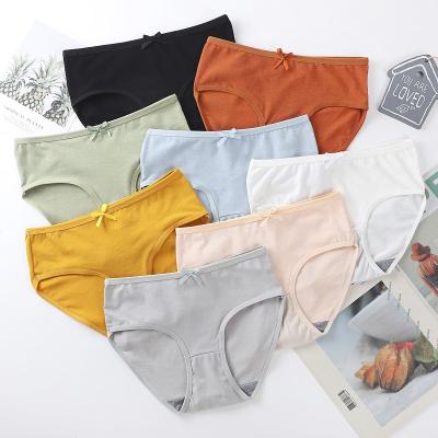 China Breathable Antibacterial Women's Solid Color Cotton Bottom Bow Decoration Package Hip Comfortable Mid-waist Briefs Briefs Cheap Panties for sale