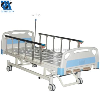 China MDK-T3611K Metal Crank Manual Nursing Bed Hospital Beds Dubai Rolling Bunk Bed 3 for sale