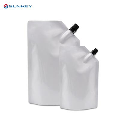 China Fleixble Packaging Custom Printed 2 Liter Flexible Liquid Plastic Packaging Spout Pouch With Spout for sale