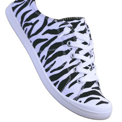 China Stripe Art New Fashion Print Canvas 2022 Fashion Trend Design Zebra Black And White Casual Walking New Shoes Sneakers For Women for sale