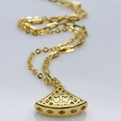 China Factory Wholesale CLASSIC Jewelry Necklace Fashion Brass Pendant 24k Gold Plated Classic Necklace For Women for sale