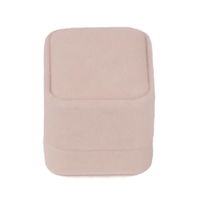 China Jewelry Display BOX003 Fashion Simple Velvet Ring Gift Packaging Pink Jewelry Box for sale