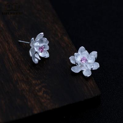 China New Design Fashion Jewelry 925 CLASSIC Silver Flower Earring for sale