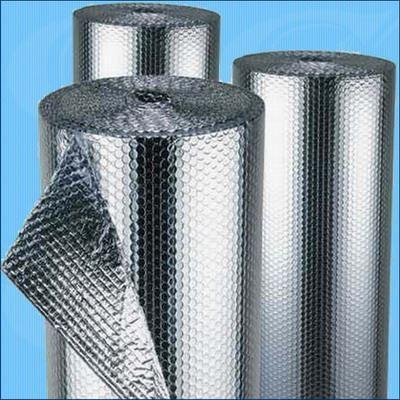 Chine Fireproof Reflective Double Foil Bubble Insulation Material High R Value à vendre