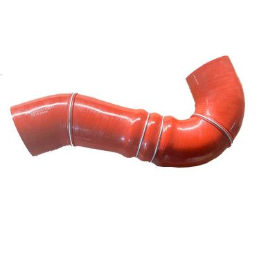 Cina SINOTRUK Howo Parts T5G Intercooler Outlet Pipe WG9525531136 Per parti di camion pesanti in vendita