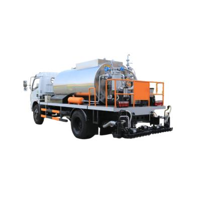 Chine 5000L 4000L Howo Distributeur d'asphalte Camion Distributeur de bitume en caoutchouc intelligent Largeur de pulvérisation 4500mm à vendre