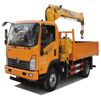 China SINOTRUK HOWO 4*2 6 Tires 8 Ton Truck Mounted Crane Light Cargo Truck with Hydraulic Manipulator Folding Boom Crane for sale