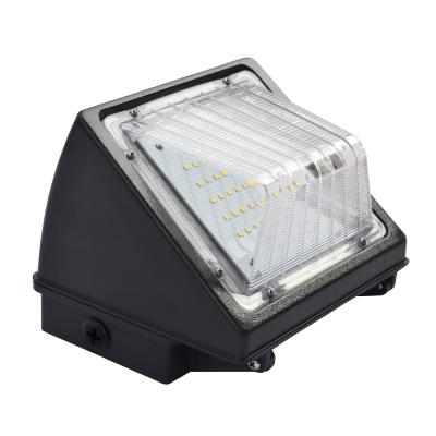 China Polycarbonate 48w Led Wall Pack Wall Mount With Photocell Light For Exterior Wall for sale