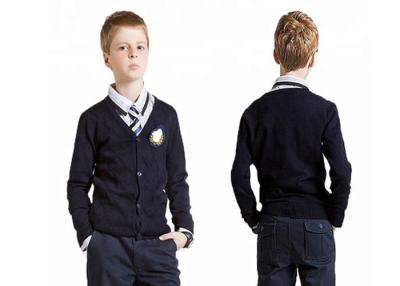 中国 男の子のための濃紺Vの首の学生服のセーターのカーディガンの簡単なパターン 販売のため