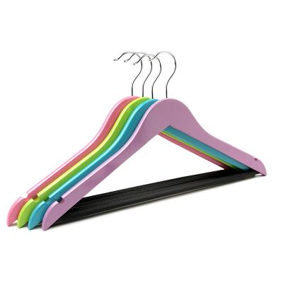 China SHOW Bulk Red Colored Non Slip Wooden Garment Clothes Suit Hanger Hangers for sale