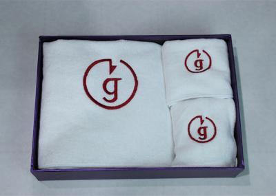 Cina L'asciugamano bianco dell'hotel dello SGS Microfiber mette l'insieme dell'asciugamano di spiaggia di tocco morbido in vendita