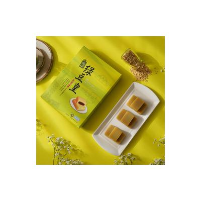 China Normal Food Grade Iced Mung Bean Cake With Box Packing Sweet Filling Pastry for sale