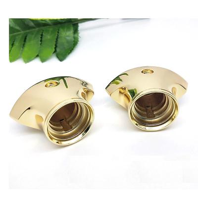 China Custom Design Zinc Alloy Gold Plating Crown Shape Luxury Perfume Cap Cover for Perfume Bottles Te koop