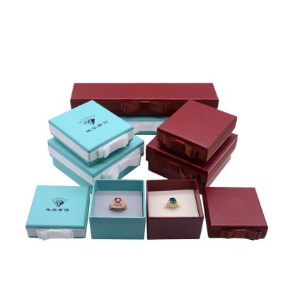 China Custom Logo Jewelry Packaging Box Luxury Dubai Women White Gift Box Earrings With Bowknot for sale