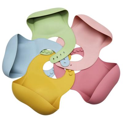 China Solid Color Washable Baby Supplier Silicone Feeding Bibs Feeding Tableware Adjustable Infant Toddler Drooling Feeding Bibs for sale