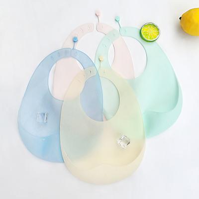 China Waterproof Transparent Light Weight Baby Bib Plain Silicone Bib Blue Washable For Newborn Baby Infant Feeding for sale