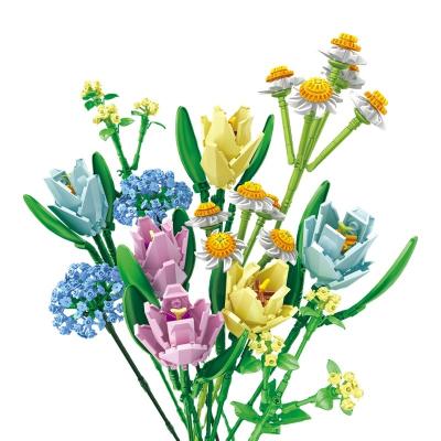 China DIY Building Brick Friends Tulip Flower Bouquet Ornament Creator DIY For Building Blocks Classic Model Toys Sets Bricks For Kids Kits for sale