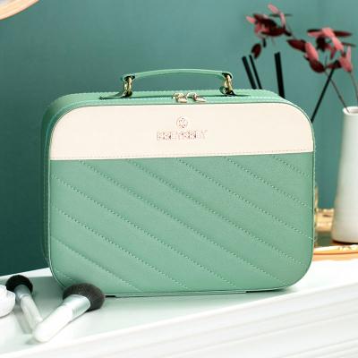 China Portable Leather Butterfly Mesh Makeup Bag With Zipper Fashion Travel Use Handle Large Capacity Cotton for sale