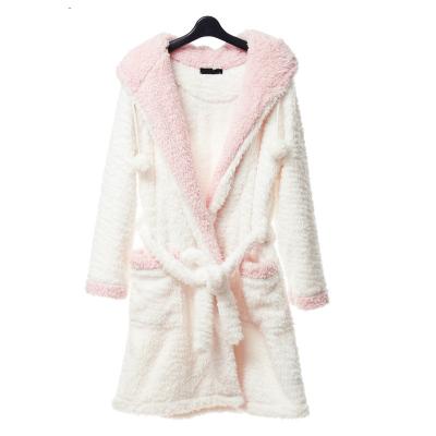 China Fashion Girls Flannel Soft Comfortable Sleepwear Animal Bear Ears Bathrobe Thermal Cute Ivory Hooded Bathrobe for sale