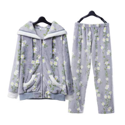 China Autumn Winter Leisure Flannel Thermal Pajamas Set Women Thick Hooded Pajamas Gray Shear Double Pocket Pajamas for sale