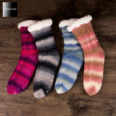 China Hengyuan Breathable Women Christmas Slipper Boots With Rubber Sole for sale