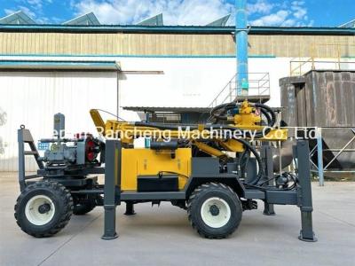 China 220m Wheel Mounted Water Well Drilling Rig With Compact Structure And Fast Advancing for sale