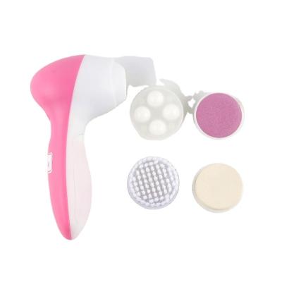 China Hotel Logo Waterproof Exfoliators Custom Silicone Face Sweep Detergent Body Scrubber Facial Cleansing Brush for sale