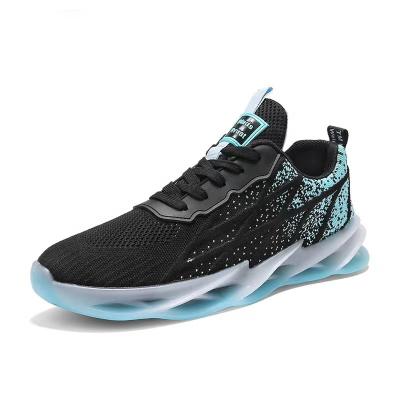 China 2022 Selling Fashion Best Men Sneakers Platform Sneakers Cushioning Sports Shoes Breathable And Comfortable Shoes for sale