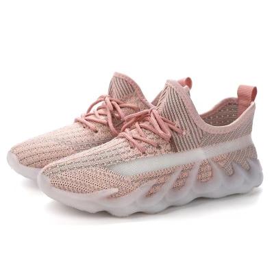 China Fashion Trend OEM&ODM Supported Low Price Original China Supplier Sports Shoes Large Size Feminine Walking Athletic Shoes Women for sale