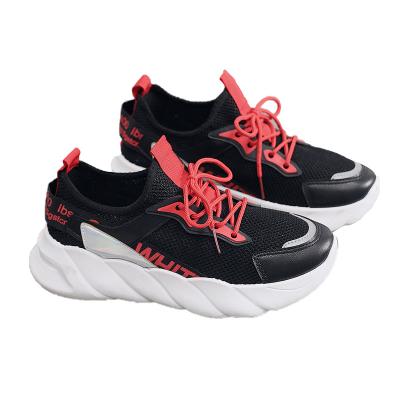 China Fashion Trend 2022 Summer Trend Breathable Platform Style Shoes Sports Durable Walking Casual Lightweight Rise Shoes For Women for sale