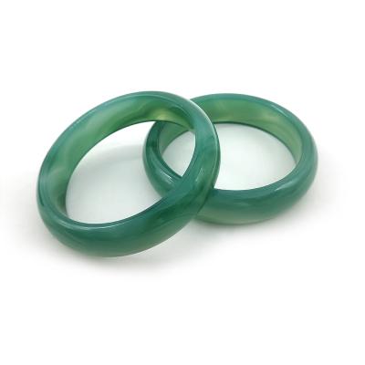 China Beautiful Natural Green Jade Bangle of Wholesale Certified Stone Bangle CLASSIC for sale