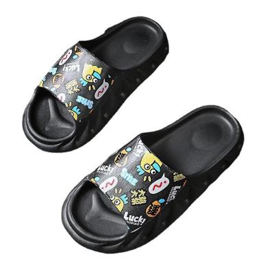 China 2022 Wholesale high quality light weight EVA unique soft men's sandals indoor and outdoor fashion home thick-soled lightweight household for sale