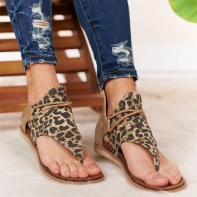 China 2022 Latest Fashion Ladies Summer Beach Brown Snake Leopard Print Round Unique Women's Flat Sandals New Products for sale